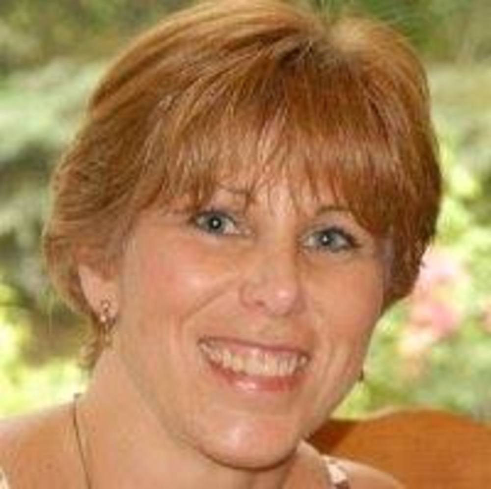 Meet your Posher, Suzanne